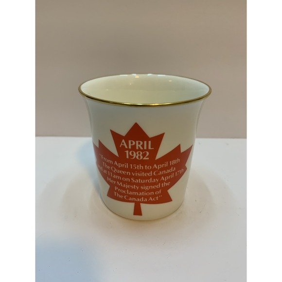 Other - Queen‎ Elizabeth II Visit To Canada April 1982 Commemorative Mug Maple Leaf